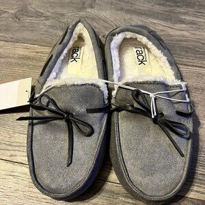 New Nordstrom Rack Gray fleece lined slippers- Size small.
